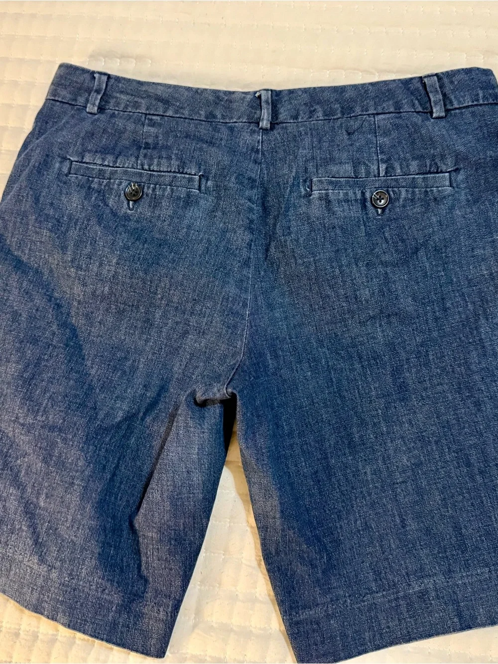 Banana Republic woman’s  Hampton Fut Denim Blue Shorts